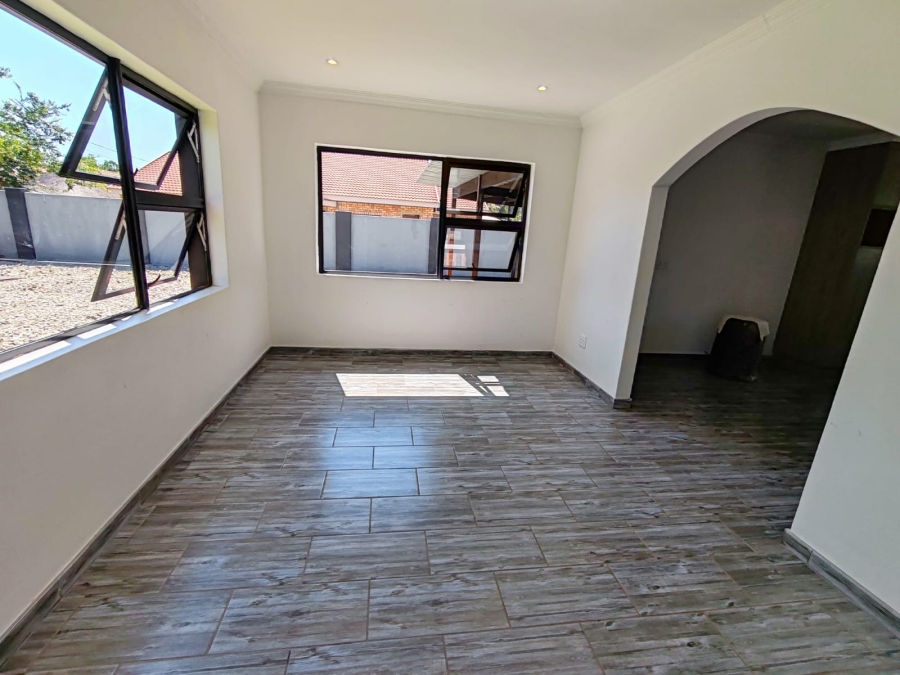 4 Bedroom Property for Sale in Potchefstroom North West